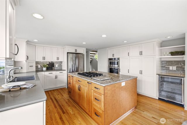 7320 164th Place SW, Edmonds, WA 98026