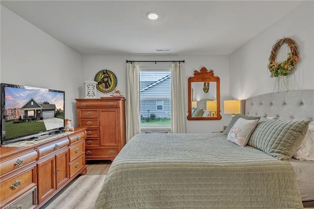 101 Parks PL, Franklin, VA 23851