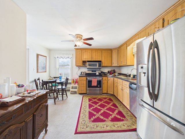 374 Harwich St, New Bedford, MA 02745