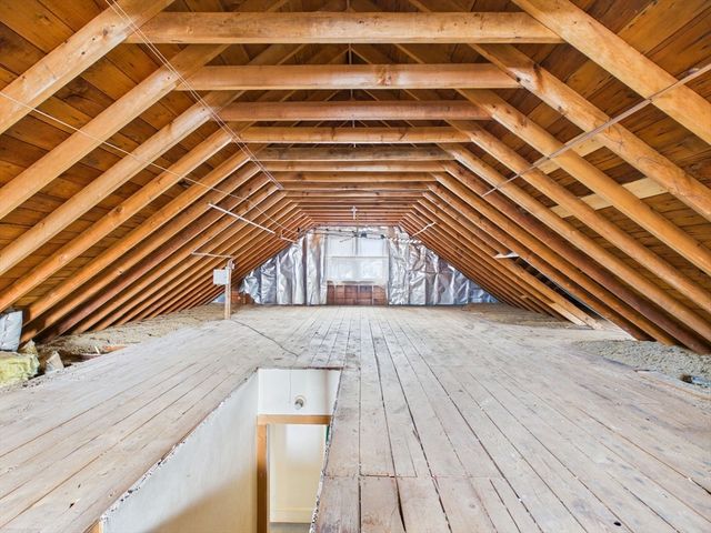 374 Harwich St, New Bedford, MA 02745