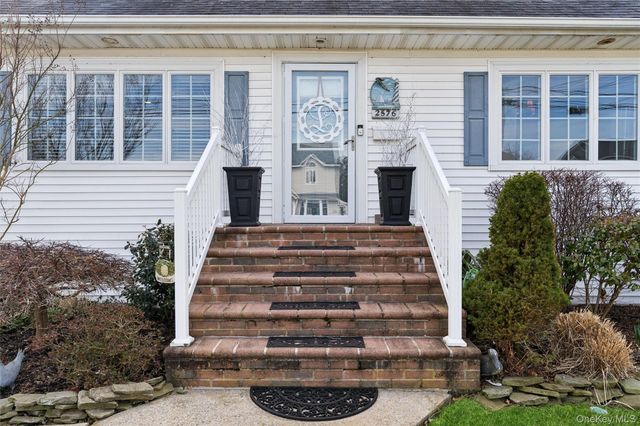 2576 Legion Street, Bellmore, NY 11710