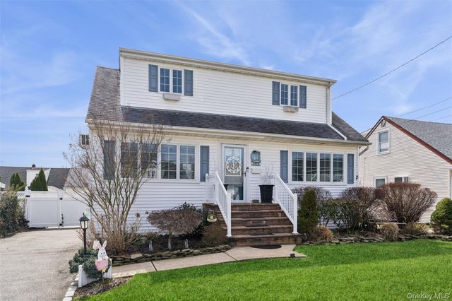 2576 Legion Street, Bellmore, NY 11710