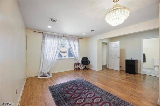 439 Fairview Ave, Woodbridge Twp., NJ 07067