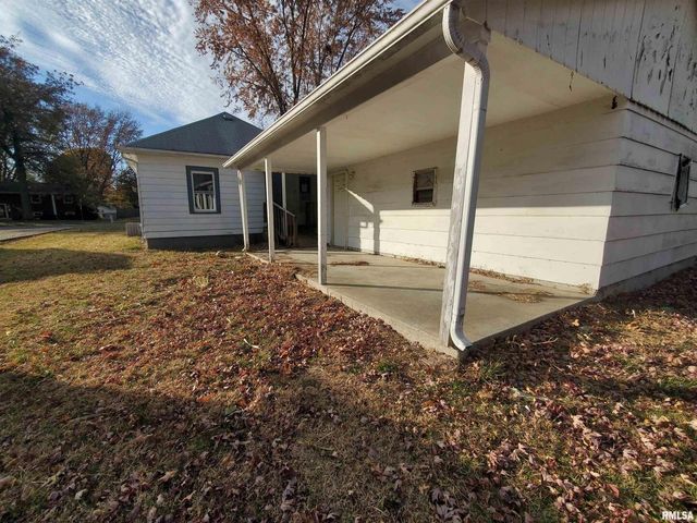 1385 CLARK Street, Galesburg, IL 61401