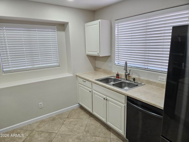 4029 W VILLA LINDA Drive, Glendale, AZ 85310