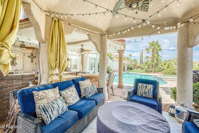 2033 Paseo Del Prado Drive, El Paso, TX 79936