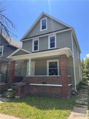 1535 Pierce Avenue, Niagara Falls, NY 14301