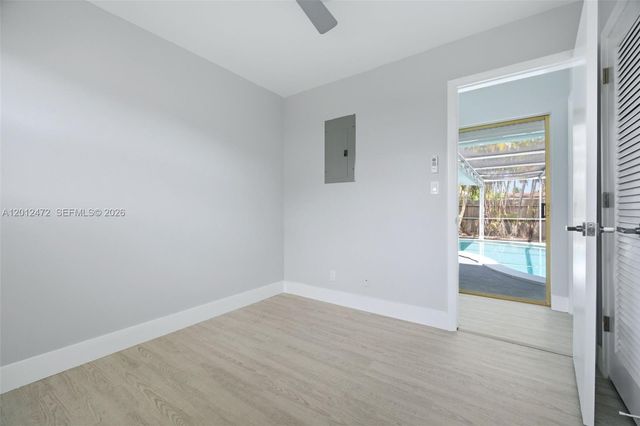 1930 NW 33rd St, Oakland Park, FL 33309