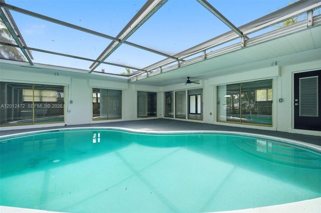 1930 NW 33rd St, Oakland Park, FL 33309