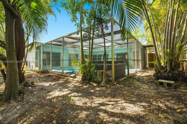 1930 NW 33rd St, Oakland Park, FL 33309