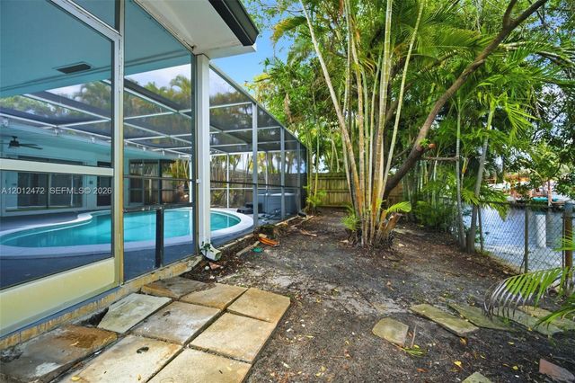 1930 NW 33rd St, Oakland Park, FL 33309