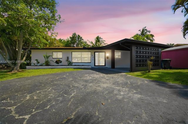 1930 NW 33rd St, Oakland Park, FL 33309