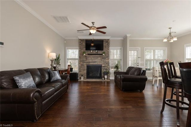 2826 Fallin Court, High Point, NC 27262
