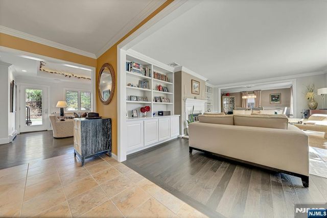 379 W Shore Drive, Wyckoff, NJ 07481