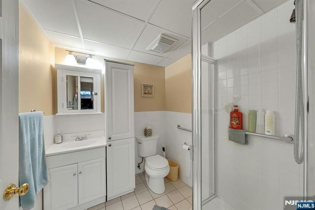 379 W Shore Drive, Wyckoff, NJ 07481