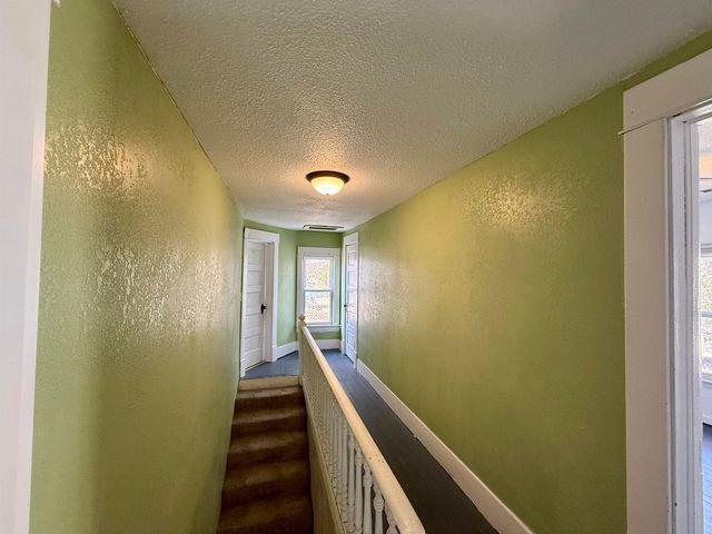 520 Adams St, Gypsum, KS 67448