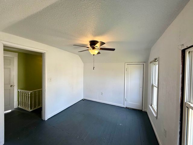 520 Adams St, Gypsum, KS 67448