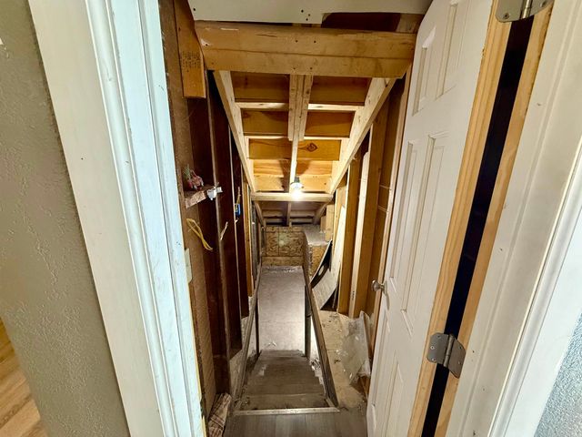 520 Adams St, Gypsum, KS 67448