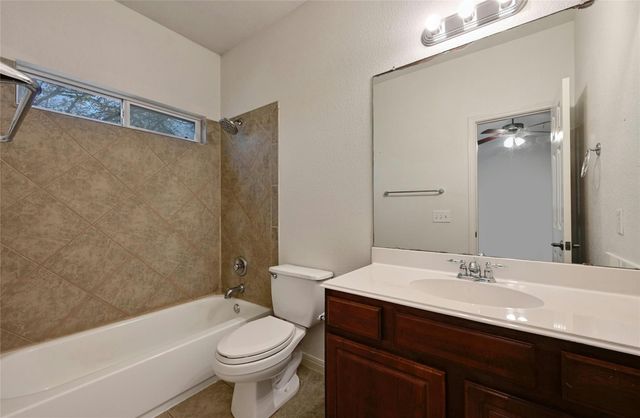 1217 Delano ST B, Austin, TX 78721