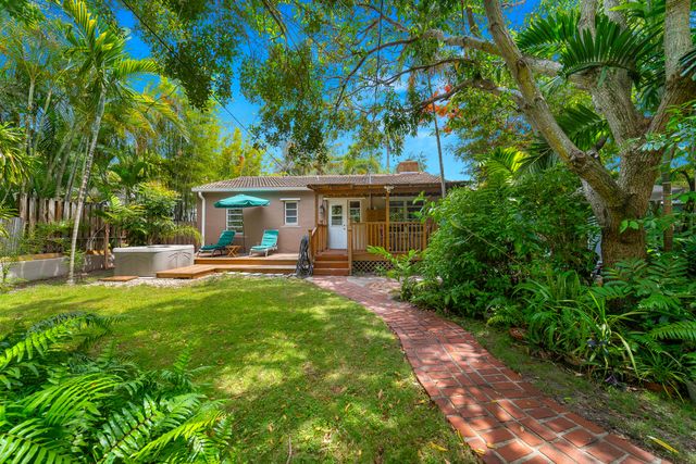 1535 Dewey Street, Hollywood, FL 33020