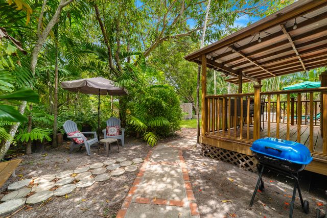 1535 Dewey Street, Hollywood, FL 33020