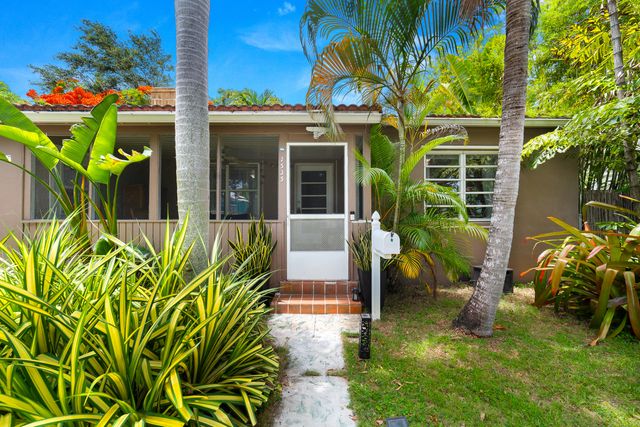 1535 Dewey Street, Hollywood, FL 33020