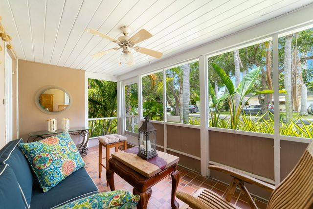 1535 Dewey Street, Hollywood, FL 33020