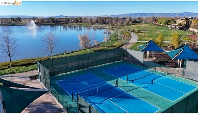 7295 Keyesport Way, Discovery Bay, CA 94505