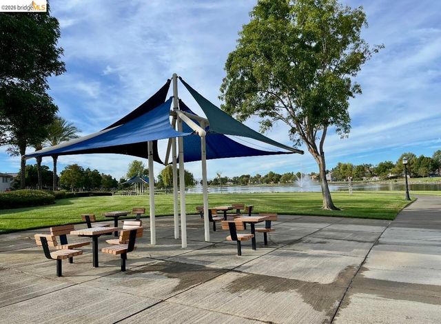 7295 Keyesport Way, Discovery Bay, CA 94505