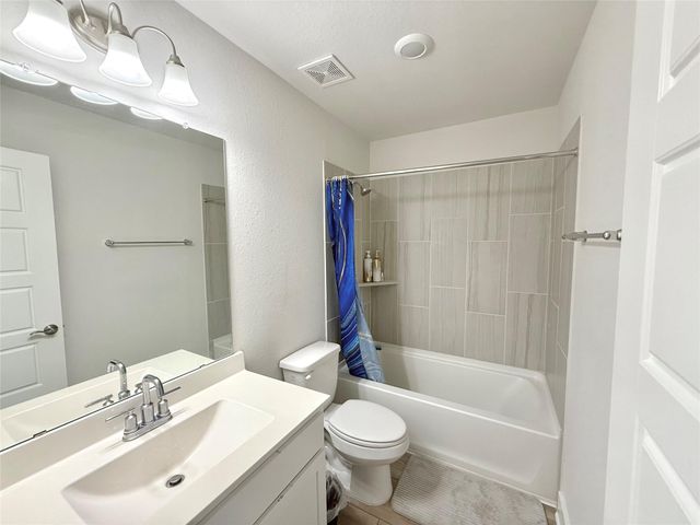 10325 S Goshawk Trl Trail, Conroe, TX 77385