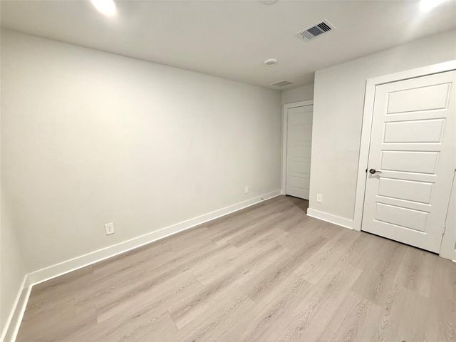 10325 S Goshawk Trl Trail, Conroe, TX 77385