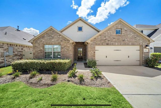10325 S Goshawk Trl Trail, Conroe, TX 77385