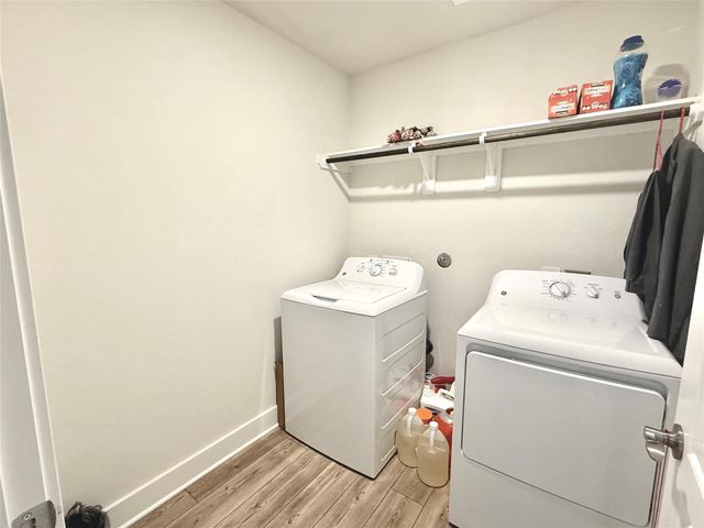 10325 S Goshawk Trl Trail, Conroe, TX 77385