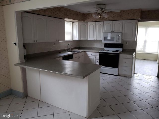 133 ABBEY RD, Voorhees, NJ 08043