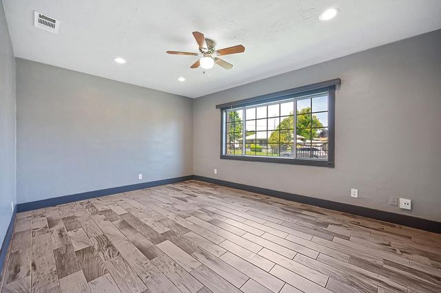 4408 12th Ave, Sacramento, CA 95820