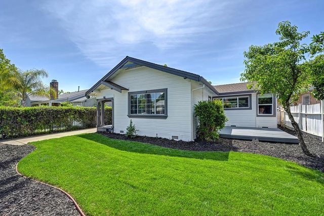 4408 12th Ave, Sacramento, CA 95820