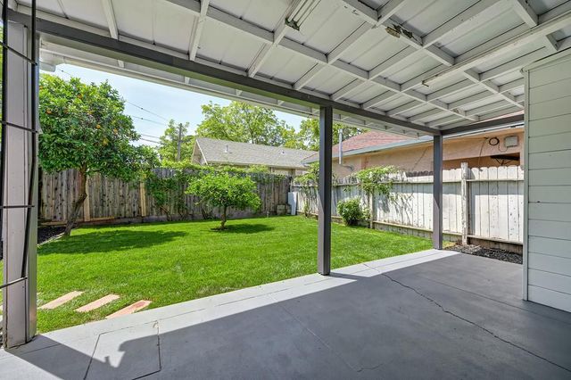 4408 12th Ave, Sacramento, CA 95820