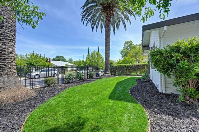 4408 12th Ave, Sacramento, CA 95820