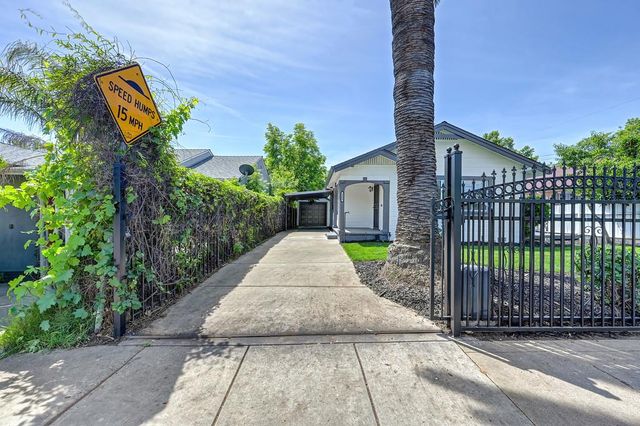 4408 12th Ave, Sacramento, CA 95820