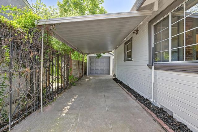 4408 12th Ave, Sacramento, CA 95820