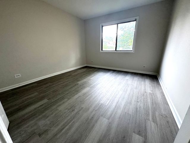 2000 Bayside Drive 110, Palatine, IL 60074