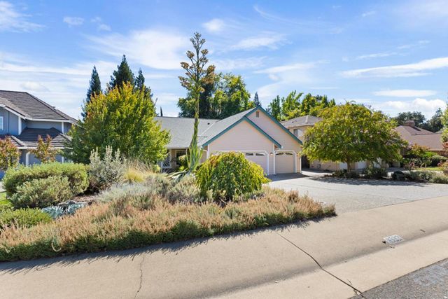 8522 Kenneth Ridge Ct, Fair Oaks, CA 95628