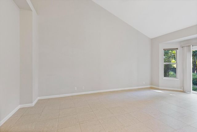 8522 Kenneth Ridge Ct, Fair Oaks, CA 95628