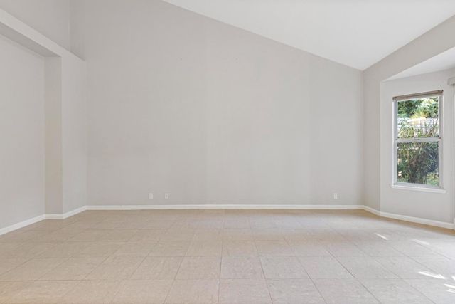 8522 Kenneth Ridge Ct, Fair Oaks, CA 95628