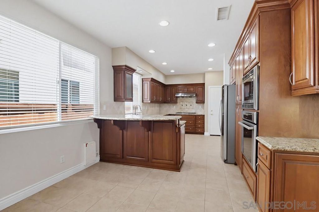 Image 17 of property listing at 11951 Cypress Valley Dr, San Diego, CA 92131