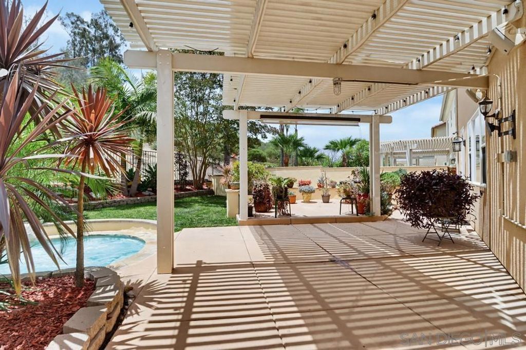 Image 37 of property listing at 11951 Cypress Valley Dr, San Diego, CA 92131