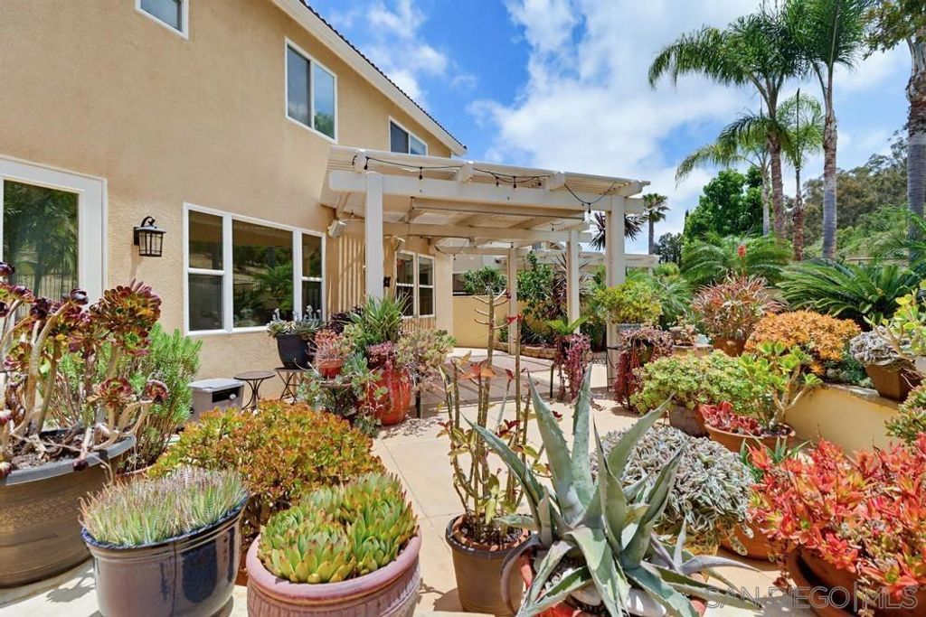 Image 40 of property listing at 11951 Cypress Valley Dr, San Diego, CA 92131