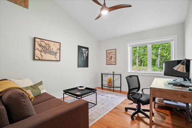 11 Wheeler Farm Road, Bedford, NH 03110