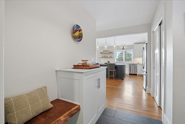 11 Wheeler Farm Road, Bedford, NH 03110