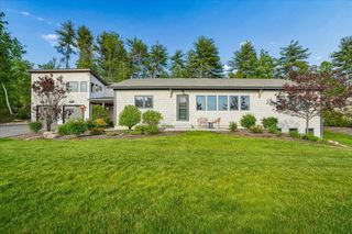 11 Wheeler Farm Road, Bedford, NH 03110